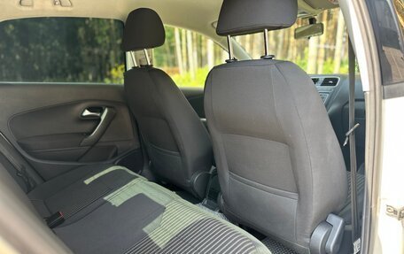 Volkswagen Polo VI (EU Market), 2014 год, 970 000 рублей, 34 фотография