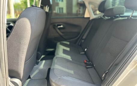Volkswagen Polo VI (EU Market), 2014 год, 970 000 рублей, 33 фотография