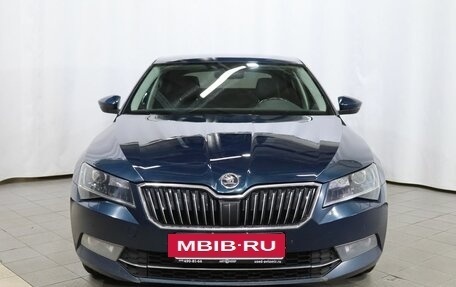 Skoda Superb III рестайлинг, 2018 год, 1 569 000 рублей, 2 фотография