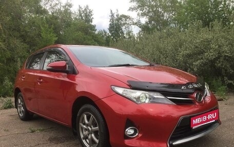 Toyota Auris II, 2013 год, 1 158 000 рублей, 1 фотография