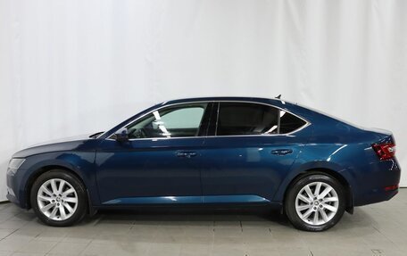 Skoda Superb III рестайлинг, 2018 год, 1 569 000 рублей, 8 фотография
