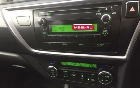 Toyota Auris II, 2013 год, 1 158 000 рублей, 5 фотография