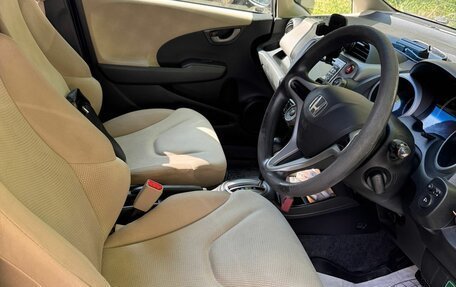 Honda Fit III, 2011 год, 870 000 рублей, 19 фотография