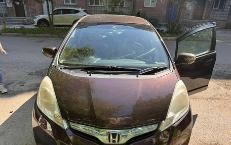Honda Fit III, 2011 год, 870 000 рублей, 12 фотография