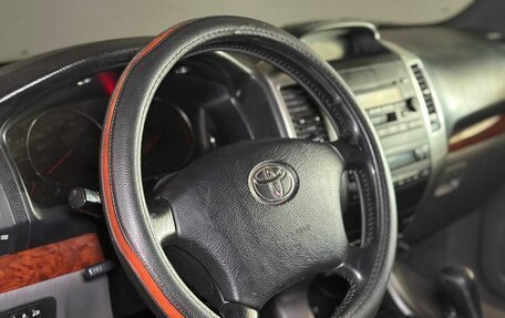 Toyota Land Cruiser 100 рестайлинг 2, 2003 год, 1 650 000 рублей, 12 фотография