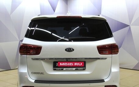 KIA Carnival III, 2019 год, 2 700 000 рублей, 4 фотография