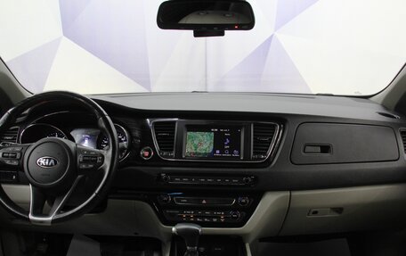 KIA Carnival III, 2019 год, 2 700 000 рублей, 10 фотография