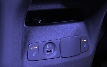 KIA Carnival III, 2019 год, 2 700 000 рублей, 20 фотография