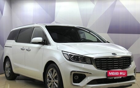 KIA Carnival III, 2019 год, 2 700 000 рублей, 7 фотография
