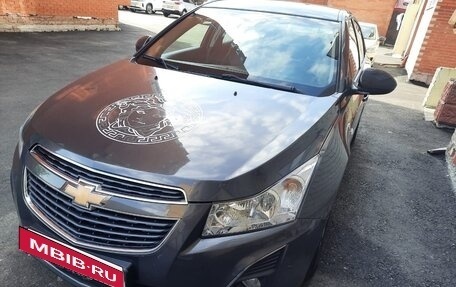 Chevrolet Cruze II, 2013 год, 800 000 рублей, 4 фотография