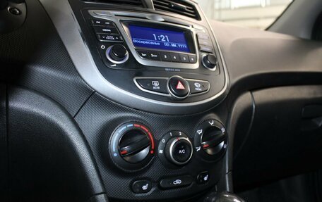 Hyundai Solaris II рестайлинг, 2016 год, 1 037 000 рублей, 15 фотография