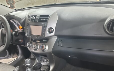 Toyota RAV4, 2011 год, 1 650 000 рублей, 13 фотография