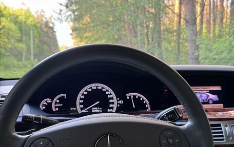 Mercedes-Benz S-Класс, 2010 год, 1 790 000 рублей, 26 фотография
