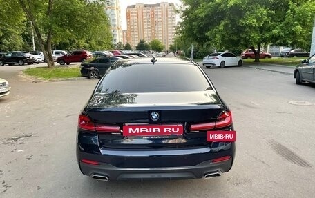 BMW 5 серия, 2019 год, 3 200 000 рублей, 4 фотография