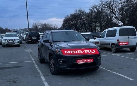 Jeep Compass II, 2018 год, 2 300 000 рублей, 1 фотография