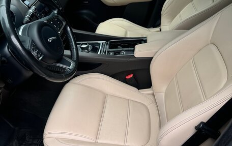 Jaguar F-Pace, 2017 год, 2 400 000 рублей, 5 фотография