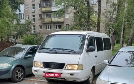 SsangYong Istana, 2000 год, 385 000 рублей, 2 фотография