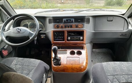 SsangYong Istana, 2000 год, 385 000 рублей, 6 фотография