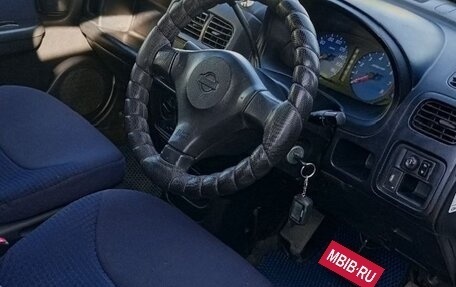 Nissan Cube II, 2000 год, 290 000 рублей, 8 фотография