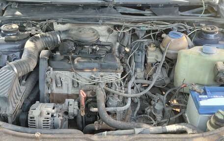 Volkswagen Passat B4, 1995 год, 250 000 рублей, 6 фотография