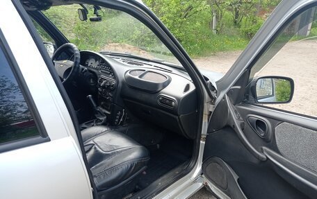 Chevrolet Niva I рестайлинг, 2006 год, 369 000 рублей, 9 фотография