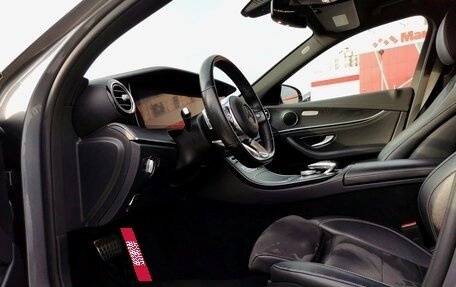 Mercedes-Benz E-Класс, 2018 год, 3 049 000 рублей, 12 фотография