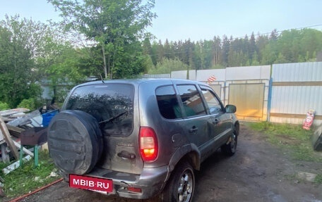 Chevrolet Niva I рестайлинг, 2004 год, 160 000 рублей, 3 фотография