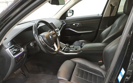 BMW 3 серия, 2019 год, 3 289 000 рублей, 16 фотография