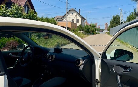 Audi A1, 2010 год, 1 300 000 рублей, 8 фотография