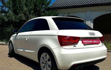 Audi A1, 2010 год, 1 300 000 рублей, 3 фотография