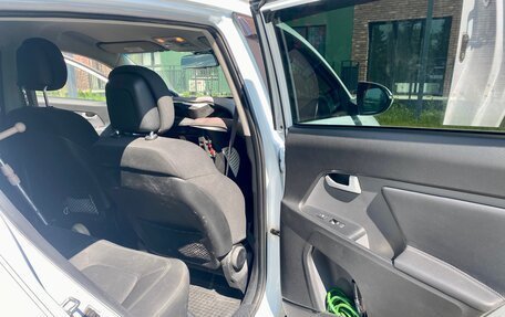 KIA Sportage III, 2011 год, 1 280 000 рублей, 11 фотография