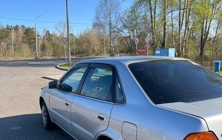 Toyota Sprinter VIII (E110), 1999 год, 320 000 рублей, 2 фотография