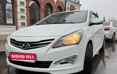 Hyundai Solaris II рестайлинг, 2016 год, 1 000 000 рублей, 8 фотография