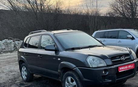 Hyundai Tucson III, 2007 год, 695 000 рублей, 1 фотография