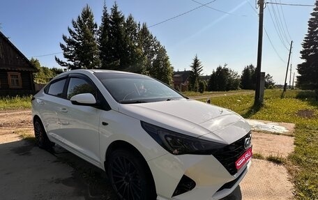 Hyundai Solaris II рестайлинг, 2022 год, 1 600 000 рублей, 1 фотография