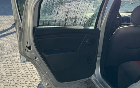 Renault Logan I, 2015 год, 1 100 000 рублей, 2 фотография