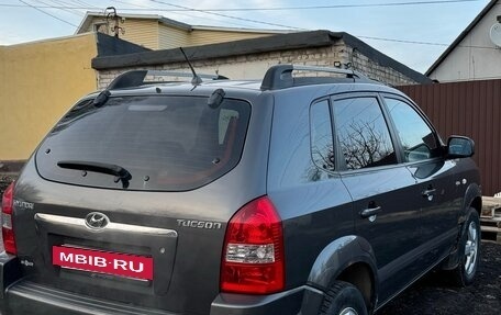 Hyundai Tucson III, 2007 год, 695 000 рублей, 3 фотография