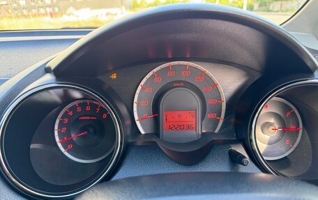 Honda Fit III, 2013 год, 830 000 рублей, 9 фотография