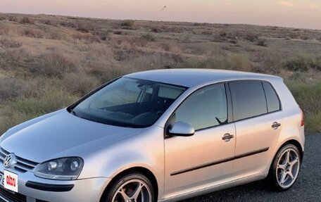 Volkswagen Golf V, 2004 год, 620 000 рублей, 6 фотография