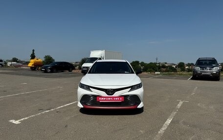 Toyota Camry, 2019 год, 2 310 000 рублей, 4 фотография
