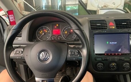 Volkswagen Golf V, 2004 год, 620 000 рублей, 3 фотография