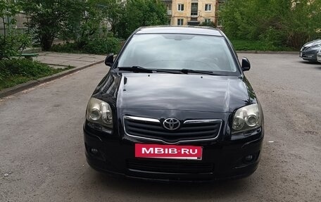 Toyota Avensis III рестайлинг, 2008 год, 1 060 000 рублей, 2 фотография