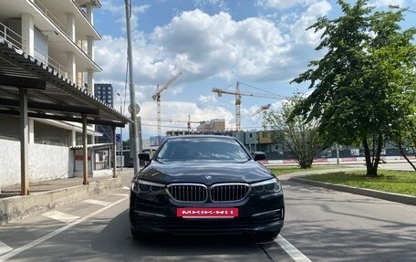 BMW 5 серия, 2019 год, 1 990 000 рублей, 2 фотография