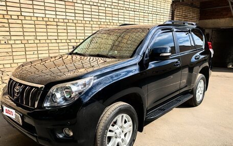 Toyota Land Cruiser Prado 150 рестайлинг 2, 2011 год, 3 150 000 рублей, 2 фотография