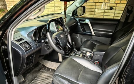 Toyota Land Cruiser Prado 150 рестайлинг 2, 2011 год, 3 150 000 рублей, 4 фотография