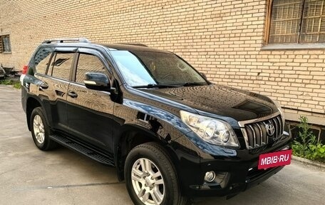 Toyota Land Cruiser Prado 150 рестайлинг 2, 2011 год, 3 150 000 рублей, 3 фотография