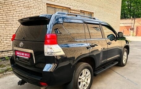 Toyota Land Cruiser Prado 150 рестайлинг 2, 2011 год, 3 150 000 рублей, 8 фотография