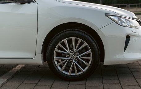 Toyota Camry, 2015 год, 1 855 000 рублей, 10 фотография