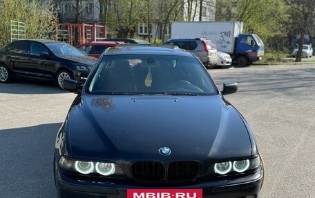 BMW 5 серия, 2000 год, 730 000 рублей, 2 фотография