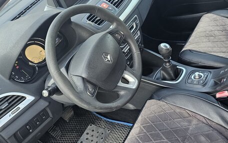 Renault Megane III, 2010 год, 650 000 рублей, 6 фотография
